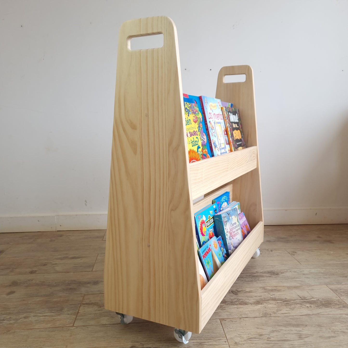 LIBRERO DOBLE PORTADA CON RUEDAS